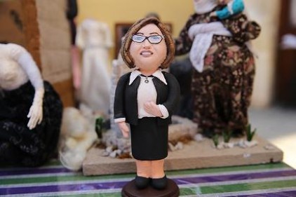 Şahin&#8217;in taş bebeğini yaptılar