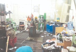 Sahte altın üreten kuyumcu atölyesine baskın düzenlendi