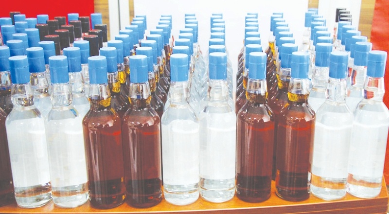 Sahte içkiden 6 kişi hayatını kaybetti, 8'i entübe 19 kişi yoğun bakımda