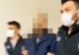 Sahte pasaportla göçmen kaçakçılığı yapan şüpheli yakalandı