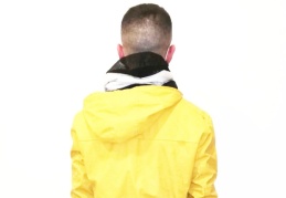 Sahte polisi, gerçek polisler yakaladı