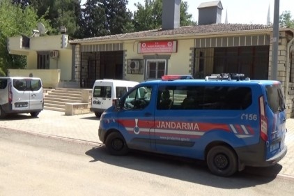 Şakalaştığı kuzenini av tüfeğiyle kazara vurdu 