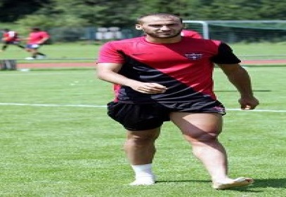Sakatlığı geçmeyen Cenk Tosun üzgün