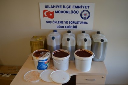 Salça ve zeytinyağı hırsızı yakalandı 