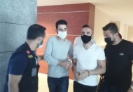 Saldırganlardan biri aranıyor