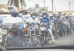 Salgın 2022'de de devam edebilir: "Yoksul ülkeler aşıya ulaşamıyor"