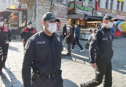 Salgın tedbirlerine uymayan 4 bin 922 kişiye ceza