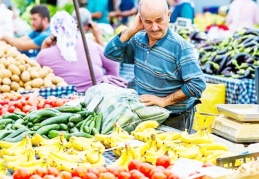 Salgın ve ekonomik sorunlar esnafı düşündürüyor