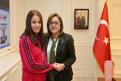 Salon sporlarında birçok başarıya imza atıyorlar
