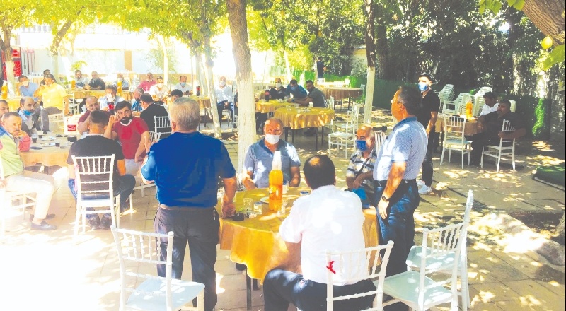 Salonlar yasaklı, ama sokak düğünleri sürüyor