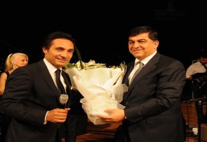 Sanatseverler, “Behzat Gerçeker ve Enbe Orkestrası” ile buluştu