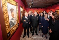 Sanatseverlerin arşivinden Ata'ya saygı sergisi