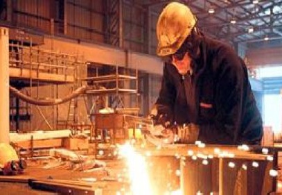 Sanayi ciro endeksi bir önceki aya göre yüzde 2,4 azaldı.