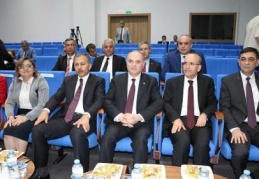 Sanayi dönüşümü toplantısı bakanların katılımıyla yapıldı 