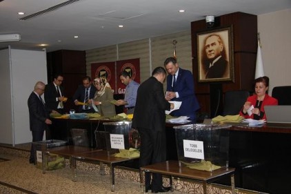 Sanayi Odası&#8217;nda koltuk değişimi