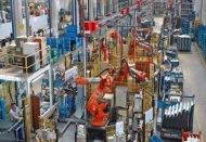 Sanayi üretimi bir önceki aya göre yüzde 2,3 arttı