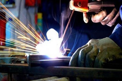 Sanayi üretimi bir önceki aya göre yüzde 2,3 arttı