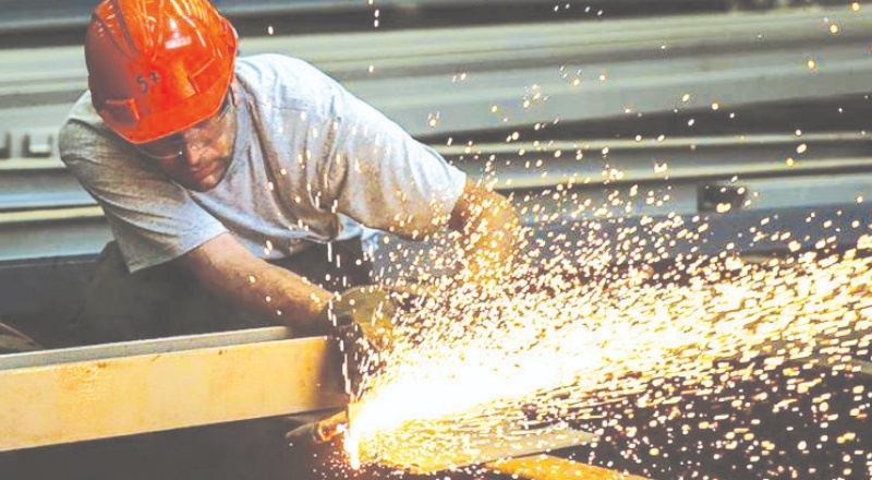 Sanayi üretiminde beklenen olmadı