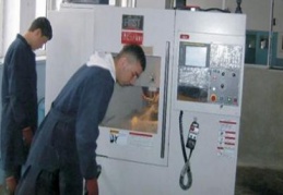 Sanayide kalifiye eleman sorununa çözüm bulunacağına inanıyoruz