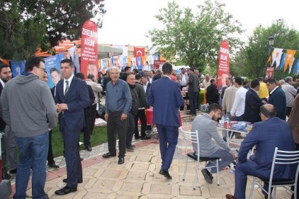 Sandıklar AKP genel merkezine gönderildi