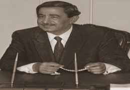Sani Konukoğlu anılıyor