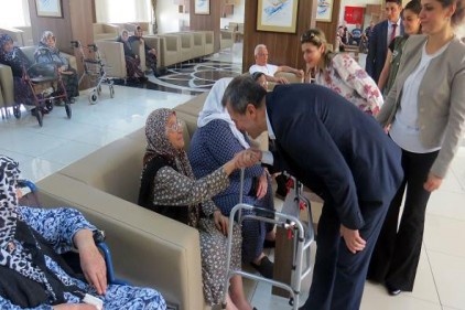 Sani Konukoğlu Vakfı'ndan şevkat eli 