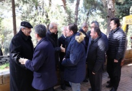 Sani Konukoğlu, vefatının 26’ncı yılında kabri başında anıldı