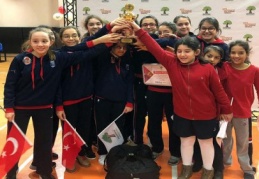 SANKO Okulları ikincilik ve üçüncülük kupasını aldı