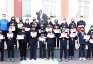 SANKO Okulları Kız Basketbol Takımı birincilik kupasını kucakladı