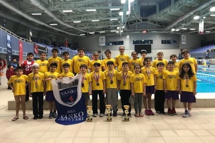 SANKO Okulları öğrencileri 48 madalya kazandı 