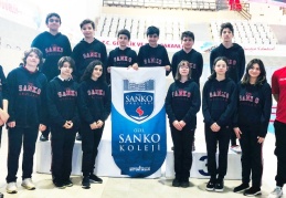 SANKO Okulları öğrencileri, 36 madalya ile iki bölge ikinciliği kupası kazandı