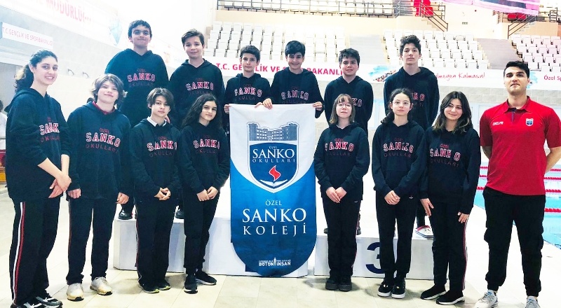 SANKO Okulları öğrencileri, 36 madalya ile iki bölge ikinciliği kupası kazandı
