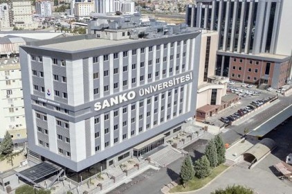 SANKO Üniversitesi&#8217;nde mezuniyet heyecanı