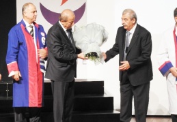 Sanko'da devir teslim: Mütevelli Heyet Başkanı Zeki Konukoğlu oldu