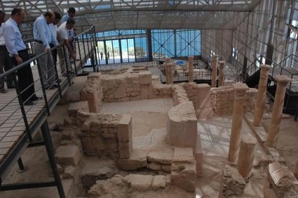 Sarı ve Şahin, Zeugma&#8217;daki kazı çalışmalarını inceledi