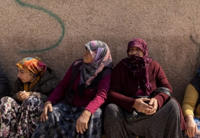 Savaş ve deprem mağduru Suriyeli kadınlar, çocuklarıyla barınabilecekleri çadır istiyor