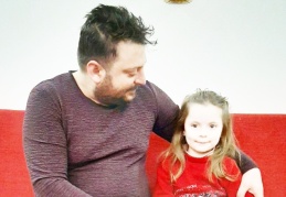 Savaşta iki ayağını kaybetti, Türkiye’de yaşama tutundu