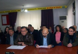 Savcı, Ayşe öğretmene destek eylemine soruşturma açtı