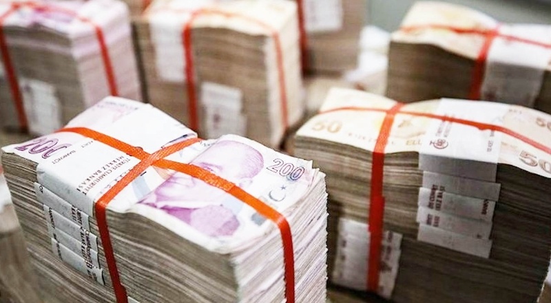 Savcılık, bakanın adının karıştığı 15 milyon liralık yolsuzluğu soruşturuyor