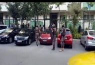 Savcının oğlu tartıştığı şahıslara lojmandan ateş açtı