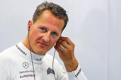 Schumacher&#039;in bilinci yerine geliyor