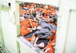 SDG'nin tutuklu teröristleri para karşılığı serbest bıraktığı belirtildi; İki eski IŞİD militanı, Türkiye'ye yerleştiklerini söyledi