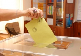 Seçimde 26 milletvekili yarıştı