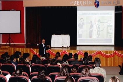 Seçkin Koleji&#8217;nde kariyer günleri düzenlendi