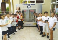 Seçkin Koleji’ne kitap ve oyuncak kumbarası