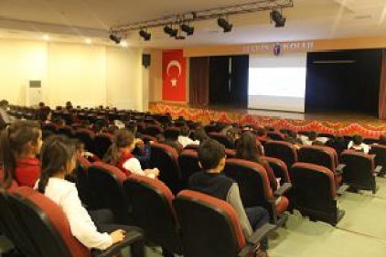 Seçkin, sinema günleri düzenliyor