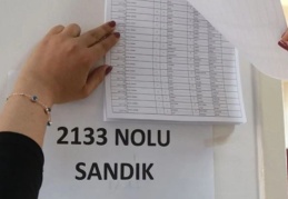 Seçmen listeleri askıdan indi