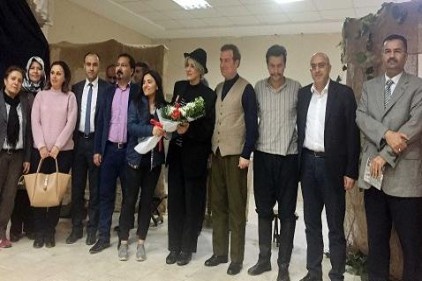 Seher&#8217;in Kadınları adlı tiyatro oyunu beğeniyle izlendi