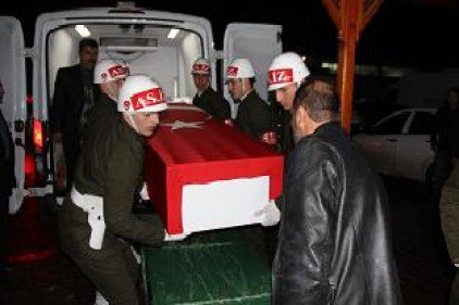 Şehidin cenazesi, Bursa&#039;dan Gaziantep&#8217;e getirildi