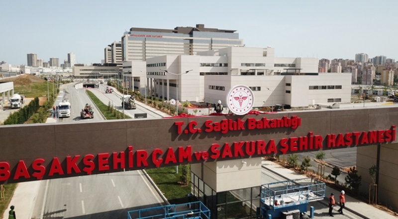 Şehir hastanelerinin satışı ya da devri söz konusu değil